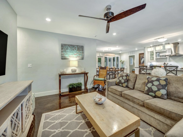 Lido Key Vacation House with Pool Near St. Armands Circle